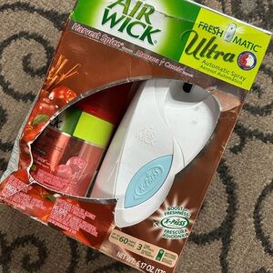 Air Wick Freshmatic Ultra Automatic Spray - White